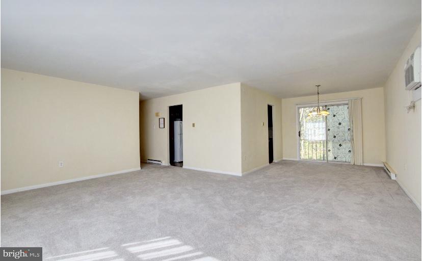 1265 Woodmere Road Pottstown, PA 19464 - Photo 18 of 31 Upper Level LR