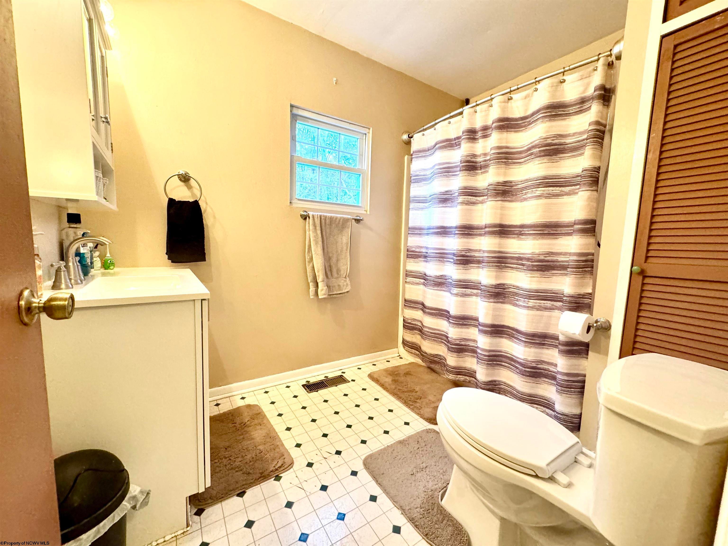 247 Mt Zion Road Masontown, WV 26542 - Photo 11 of 17 Gallery Image 11