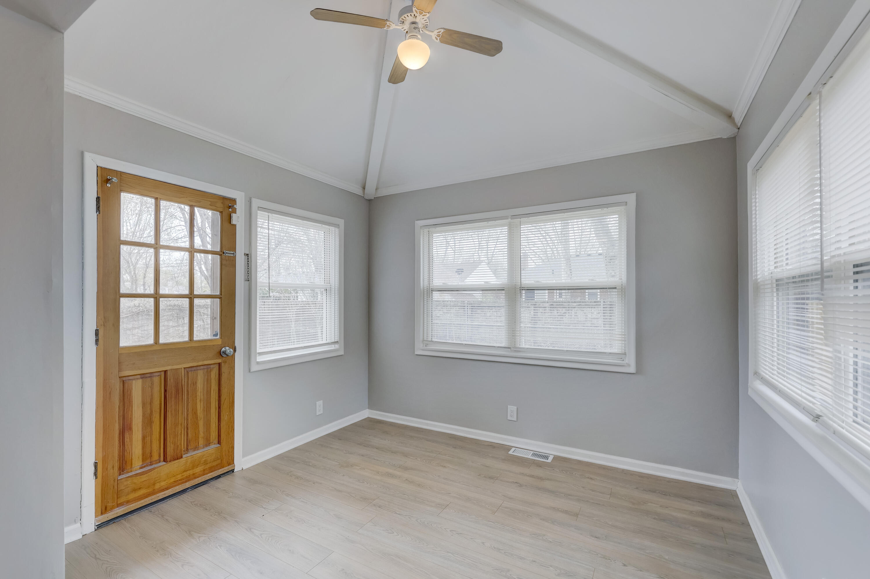 20916 Vernier Road Harper Woods, MI 48225 - Photo 30 of 56 20916 Vernier Rd.-28