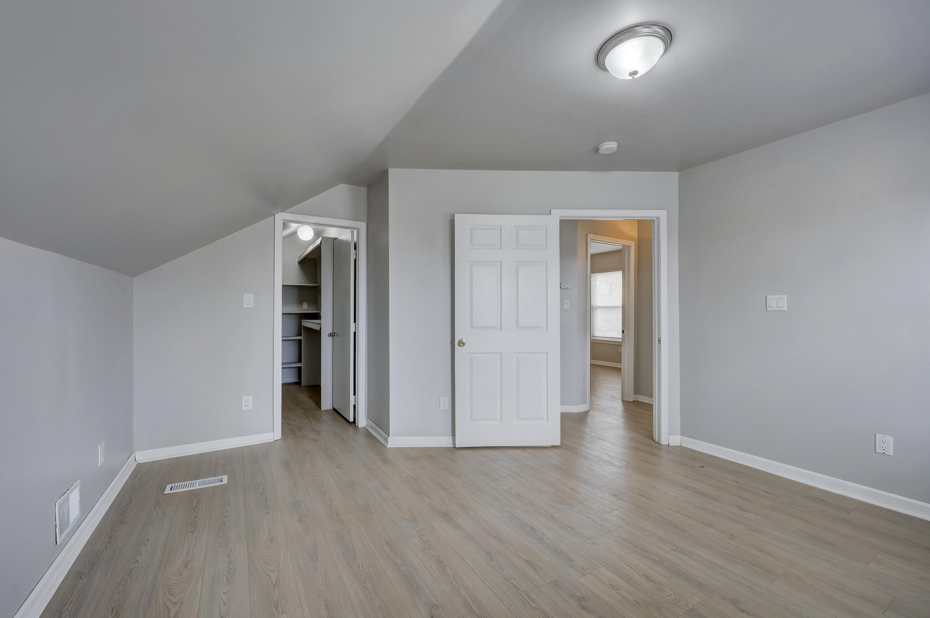 20916 Vernier Road Harper Woods, MI 48225 - Photo 39 of 56 20916 Vernier Rd.-37