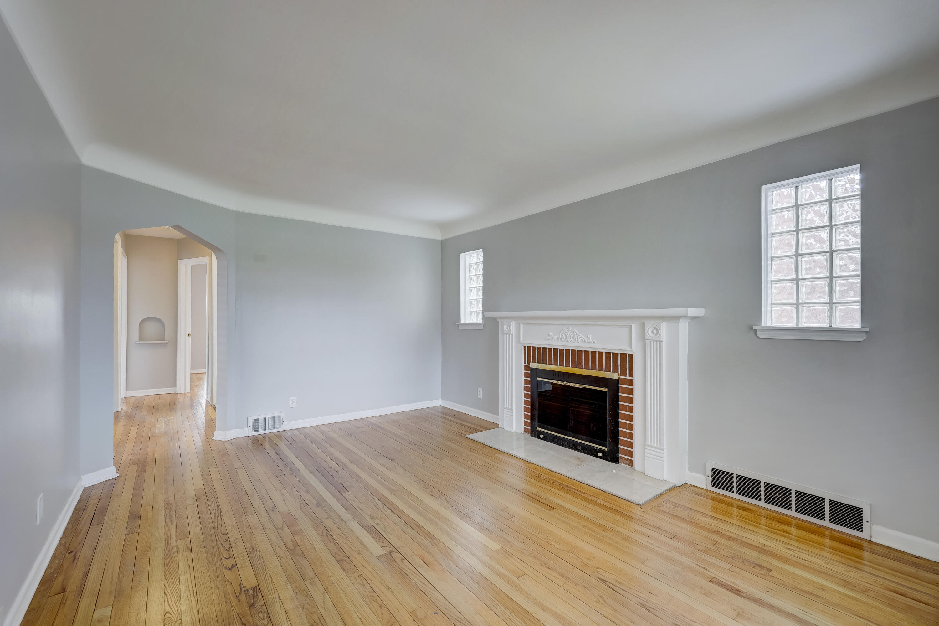 20916 Vernier Road Harper Woods, MI 48225 - Photo 4 of 56 20916 Vernier-2