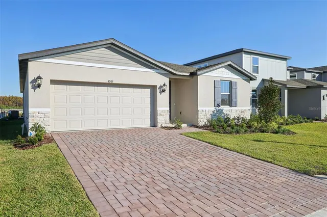 $440,175 | 4505 Eagle Perch Court, St. Cloud, FL 34772
