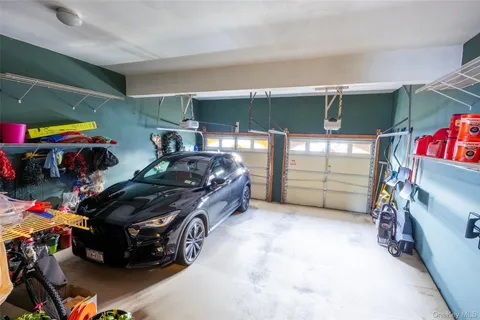 $999,999 | 4 Avolet Court, Mount Sinai, NY 11766