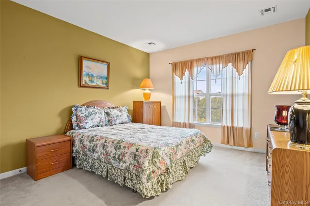 $999,999 | 4 Avolet Court, Mount Sinai, NY 11766