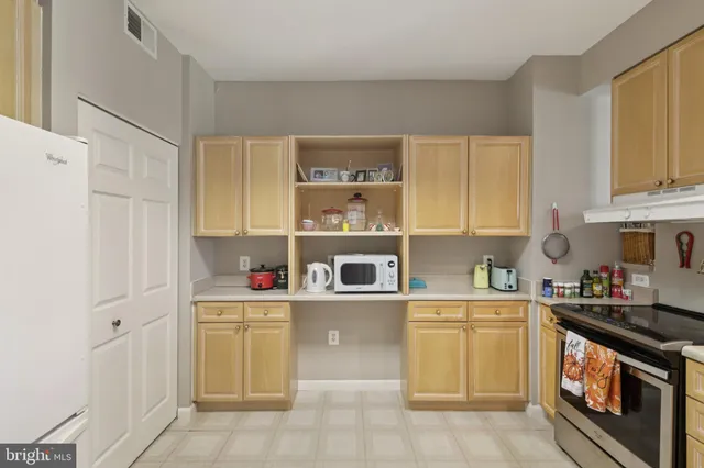 $189,000 | 3005 South Leisure World Boulevard, Unit 209, Silver Spring, MD 20906