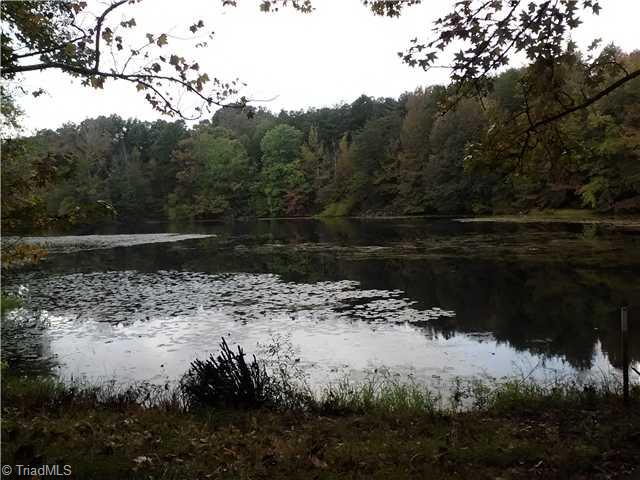 404 Ritters Lake Road Greensboro, NC 27406 - Photo 2 of 4 View.