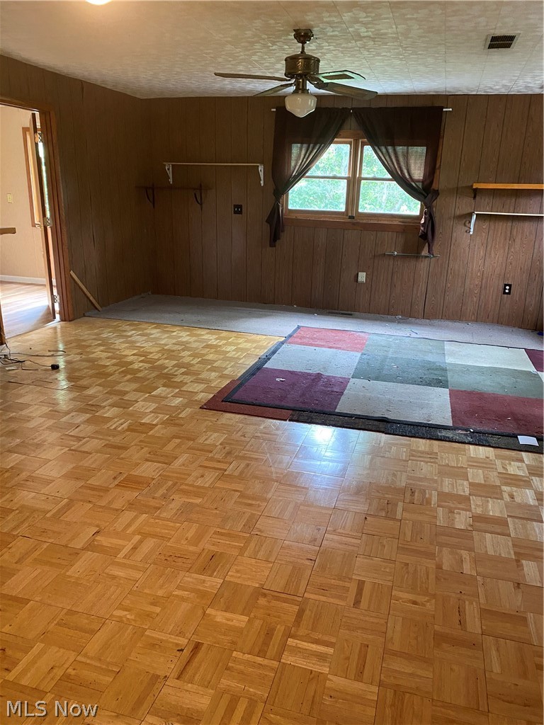 11533 Dupont Road Washington, WV 26181 - Photo 8 of 25