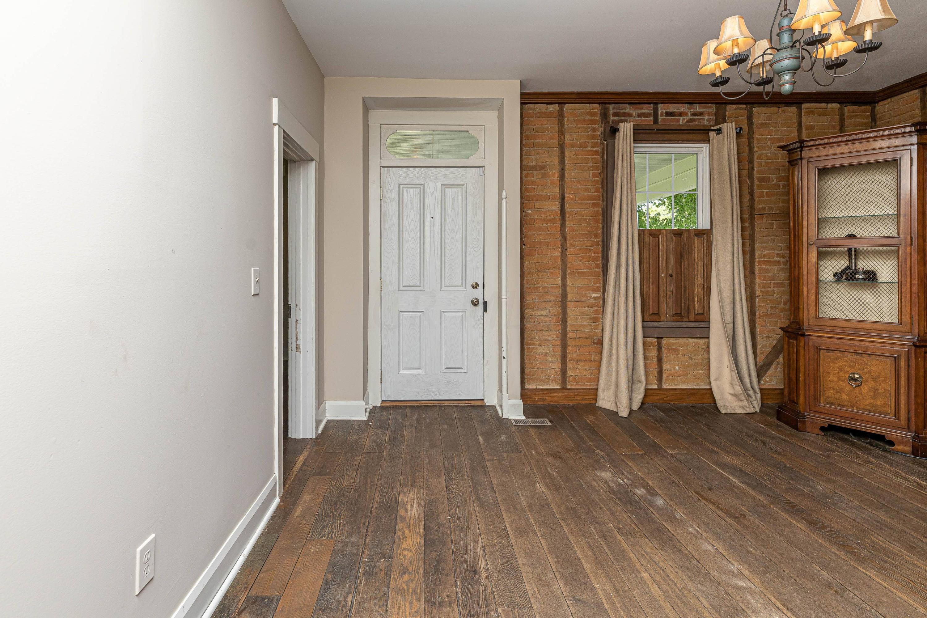 2209 Stratford Road Delaware, OH 43015 - Photo 7 of 64 Gallery Image 7