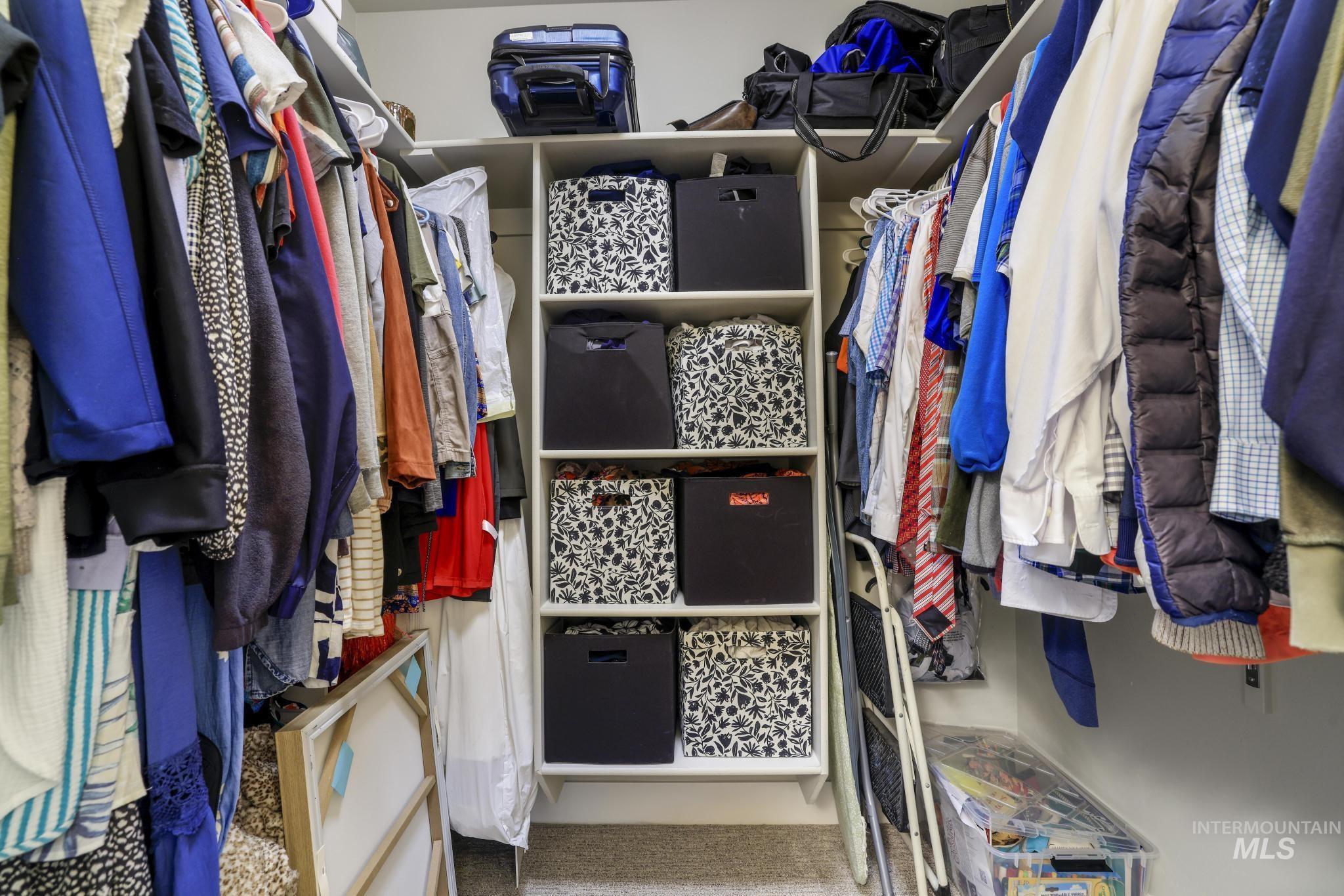 3103 Moonrise Road Twin Falls, ID 83301 - Photo 20 of 40 Walk in closet featuring carpet flooring