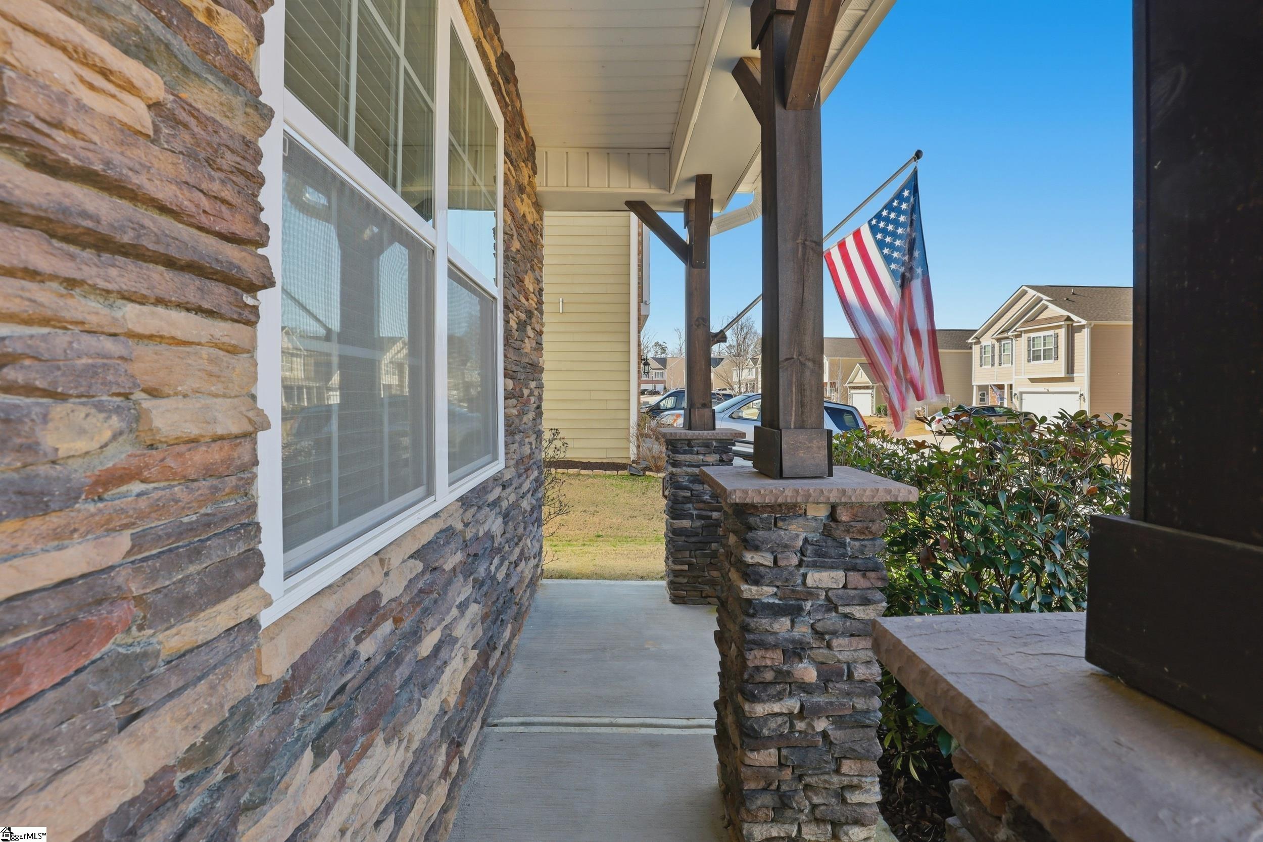 144 Lake Grove Road Simpsonville, SC 29681 - Photo 3 of 49