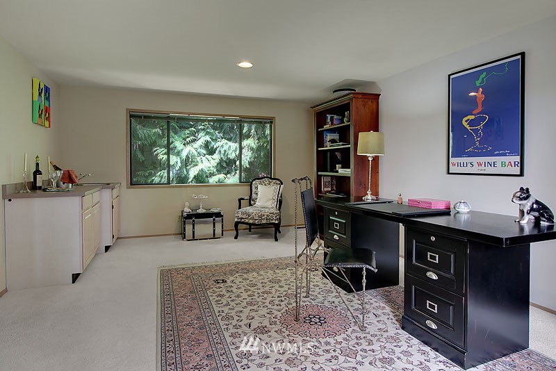 5112 Northeast 19th Street Renton, WA 98059 - Photo 11 of 25 Gallery Image 11
