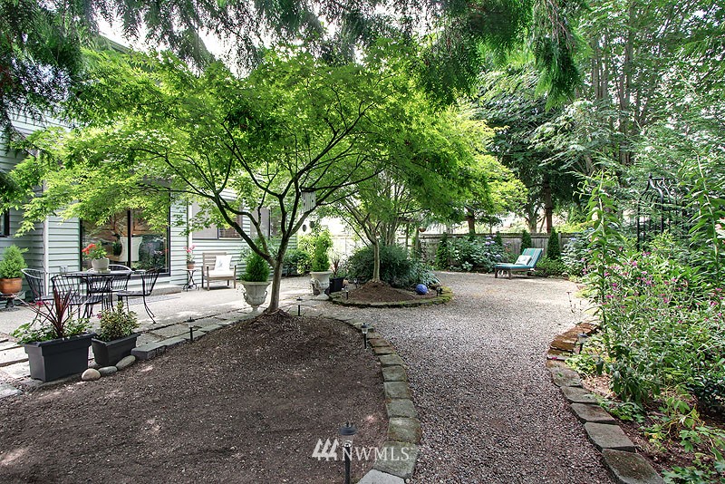 5112 Northeast 19th Street Renton, WA 98059 - Photo 17 of 25 Gallery Image 17