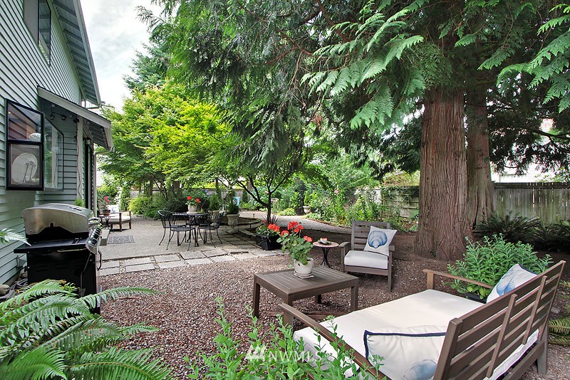 5112 Northeast 19th Street Renton, WA 98059 - Photo 18 of 25 Gallery Image 18