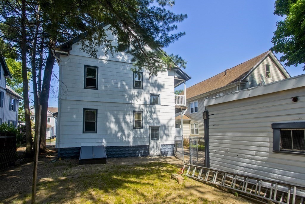 54 Draper Street Springfield, MA 01108 - Photo 17 of 17 Gallery Image 17