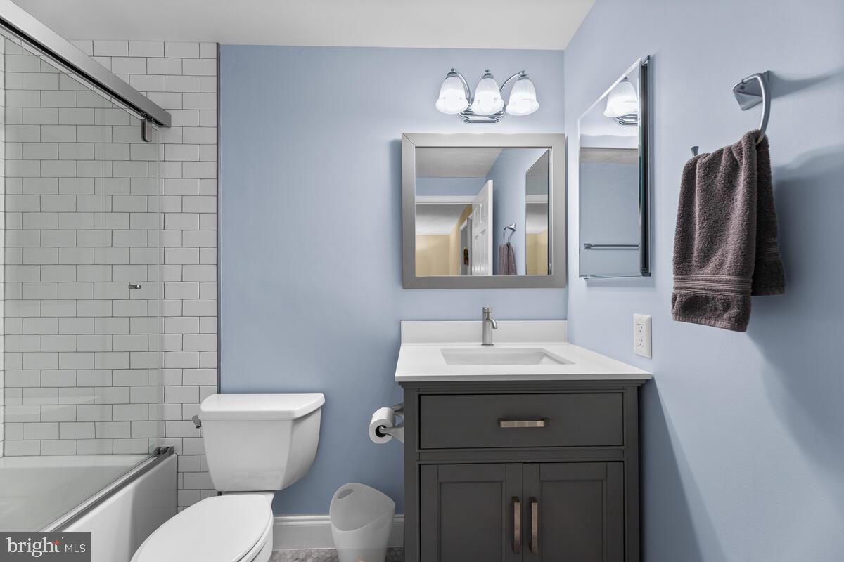 635 Concerto Lane Silver Spring, MD 20901 - Photo 30 of 50 Upper Hall Bath Recently Renovated!