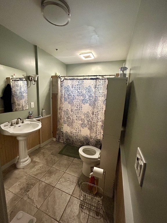 336 Main Street Easthampton, MA 01027 - Photo 17 of 20