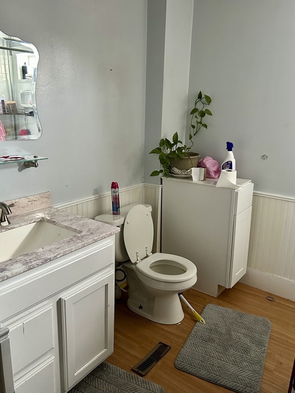 336 Main Street Easthampton, MA 01027 - Photo 8 of 20