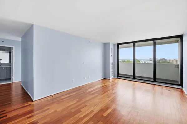 $2,450 | 5911 Edsall Road, Unit 1201ALEXANDRIA, Alexandria, VA 22304