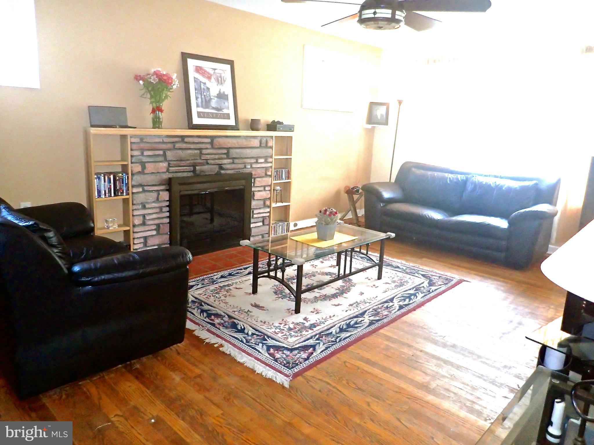 3527 Greenly Street Silver Spring, MD 20906 - Photo 4 of 17 Living Room
