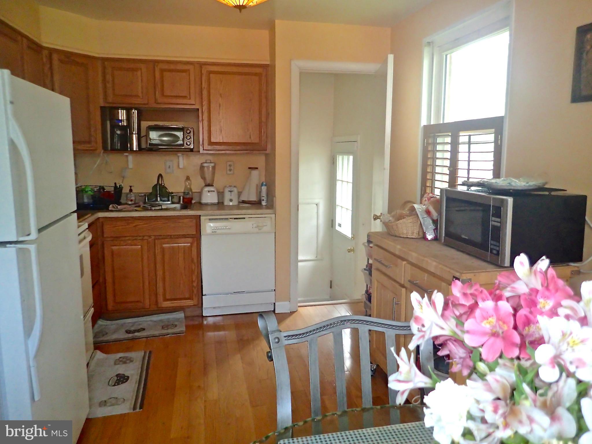 3527 Greenly Street Silver Spring, MD 20906 - Photo 6 of 17 Kitchen