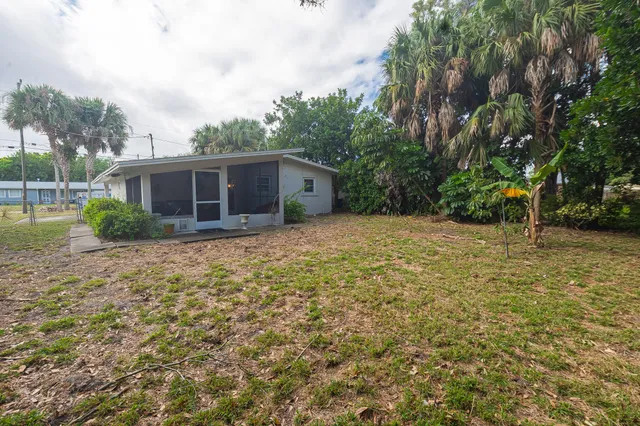 $245,900 | 602 Azalea Avenue, Fort Pierce, FL 34982