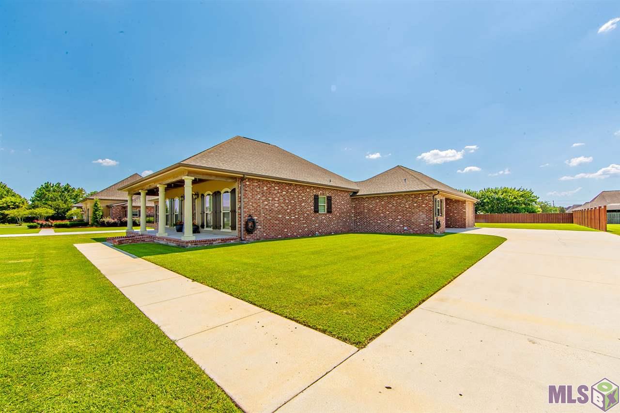 215 Exeter Run Houma, LA 70360 - Photo 2 of 22 Gallery Image 2