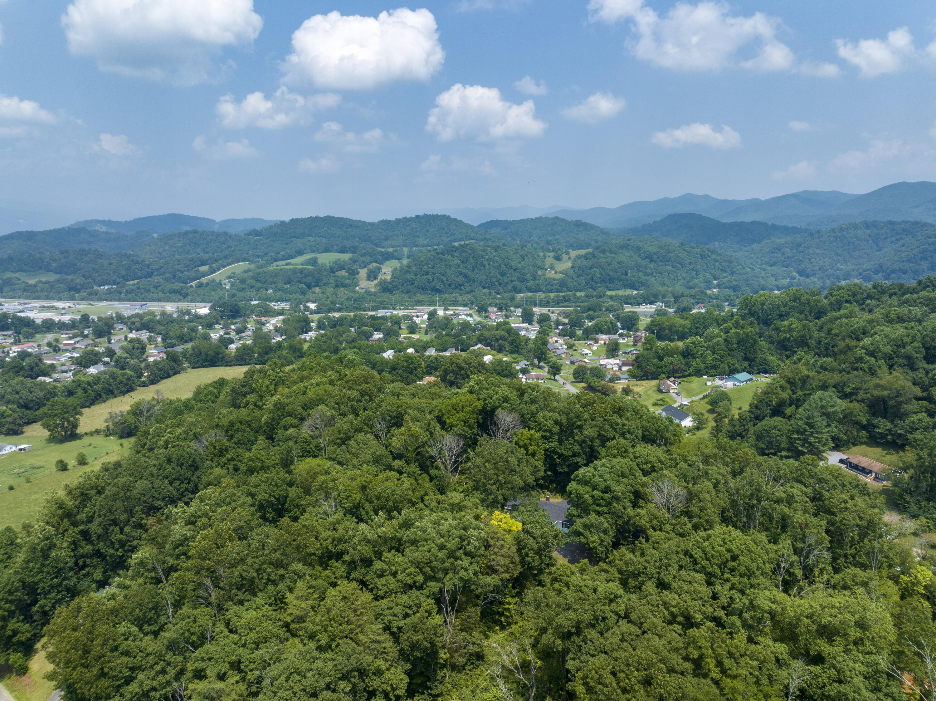 79 Sims Hill Road Elizabethton, TN 37643 - Photo 48 of 48 Sim-aerials-8