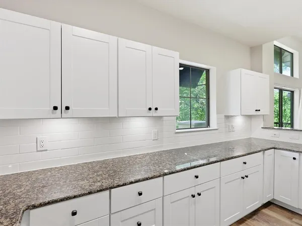 $440,000 | 4122 Avondale Avenue, Unit 204, Dallas, TX 75219