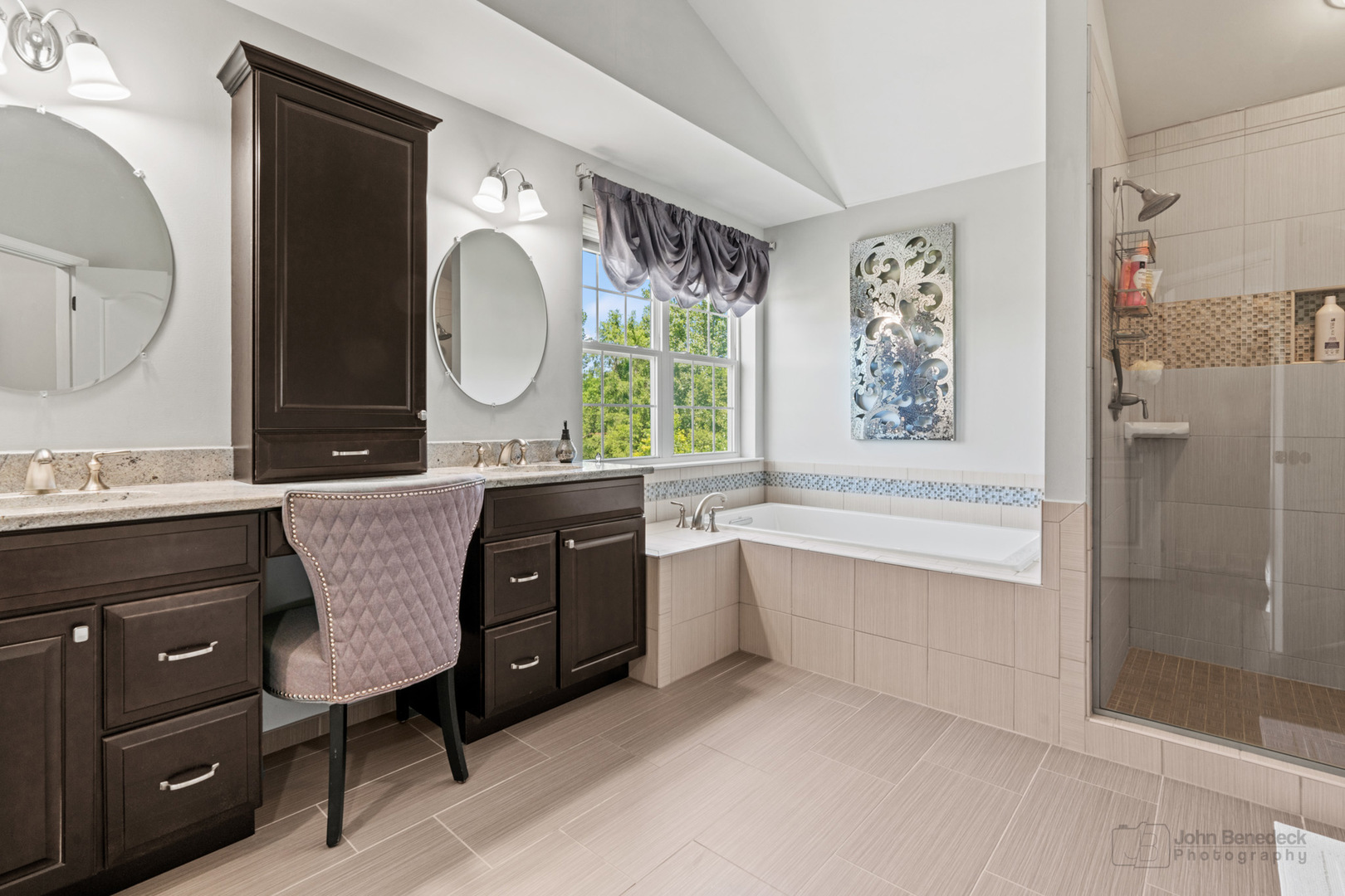 3666 Open Parkway Elgin, IL 60124 - Photo 25 of 40 a bathroom with a granite countertop sink mirror and a bathtub