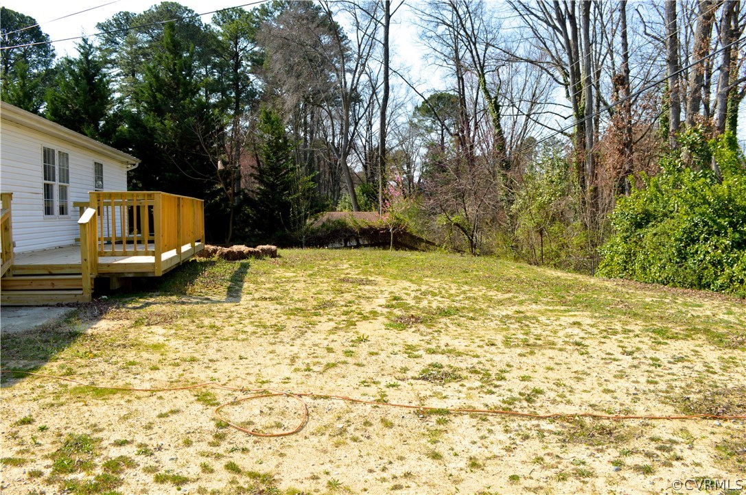 1932 North Parham Road Henrico, VA 23229 - Photo 4 of 18 Backyard