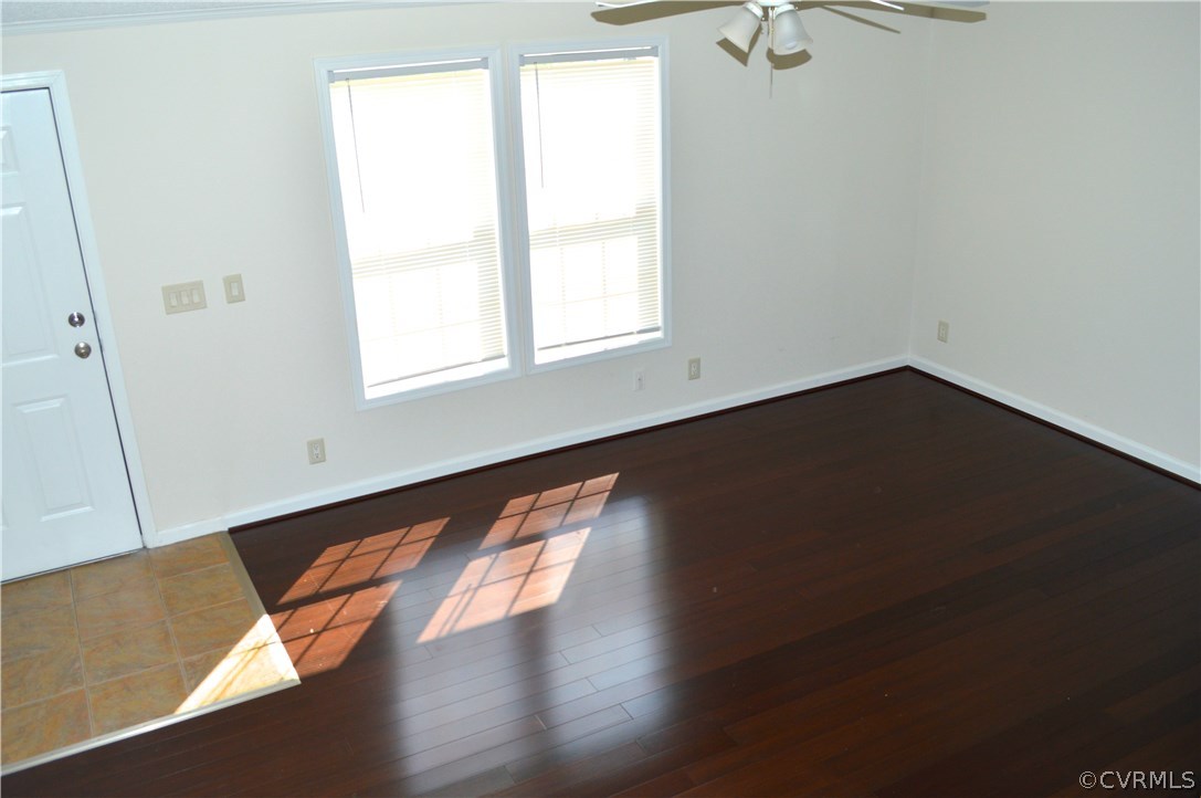 1932 North Parham Road Henrico, VA 23229 - Photo 6 of 18 Living room