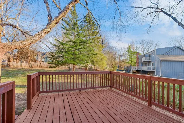 $425,000 | 3909 Southwest Hidden Cove Drive, Lee's Summit, MO 64082