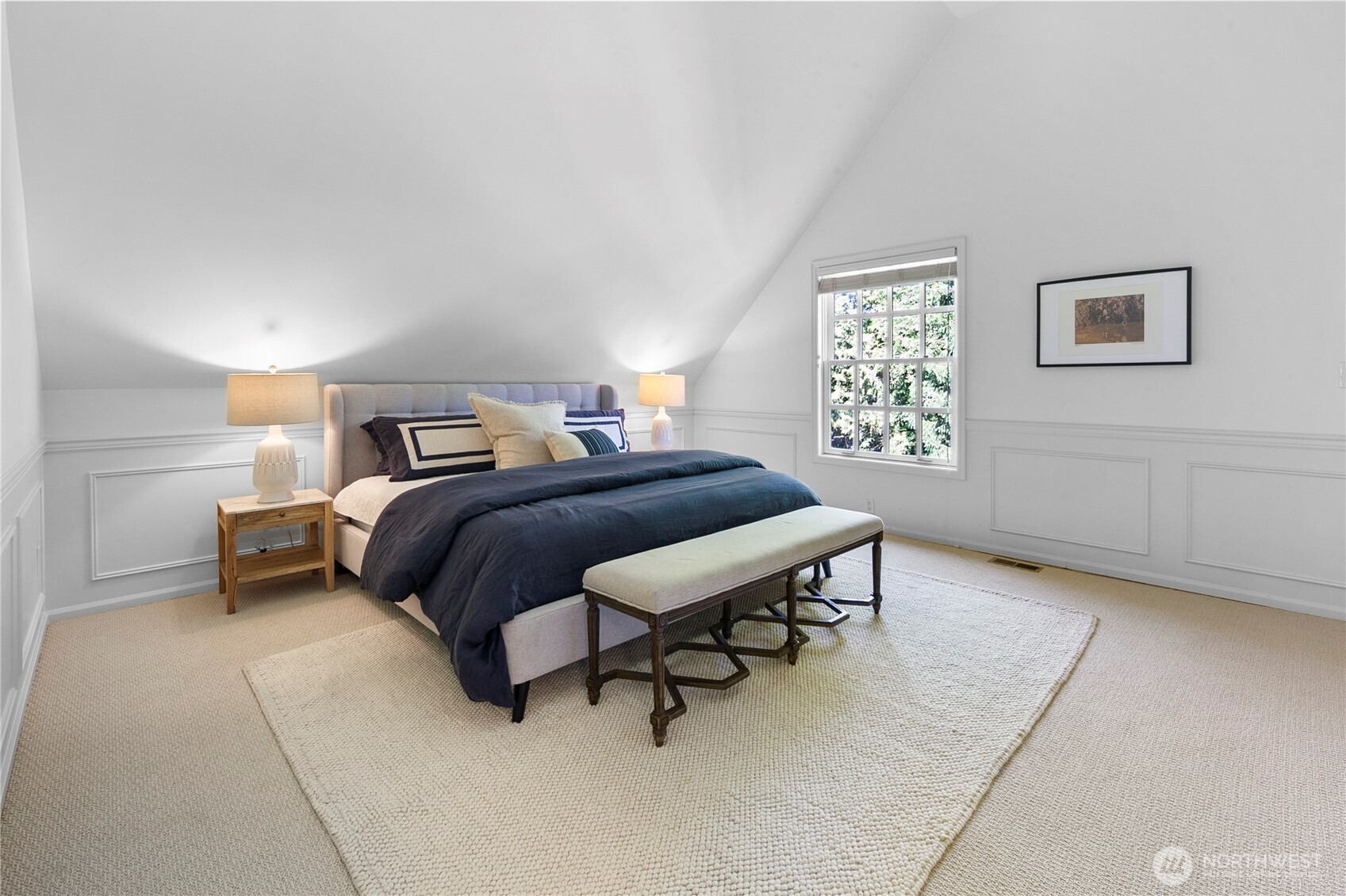 2020 Evergreen Point Road Medina, WA 98039 - Photo 20 of 38 a bed room with a bed and a chair