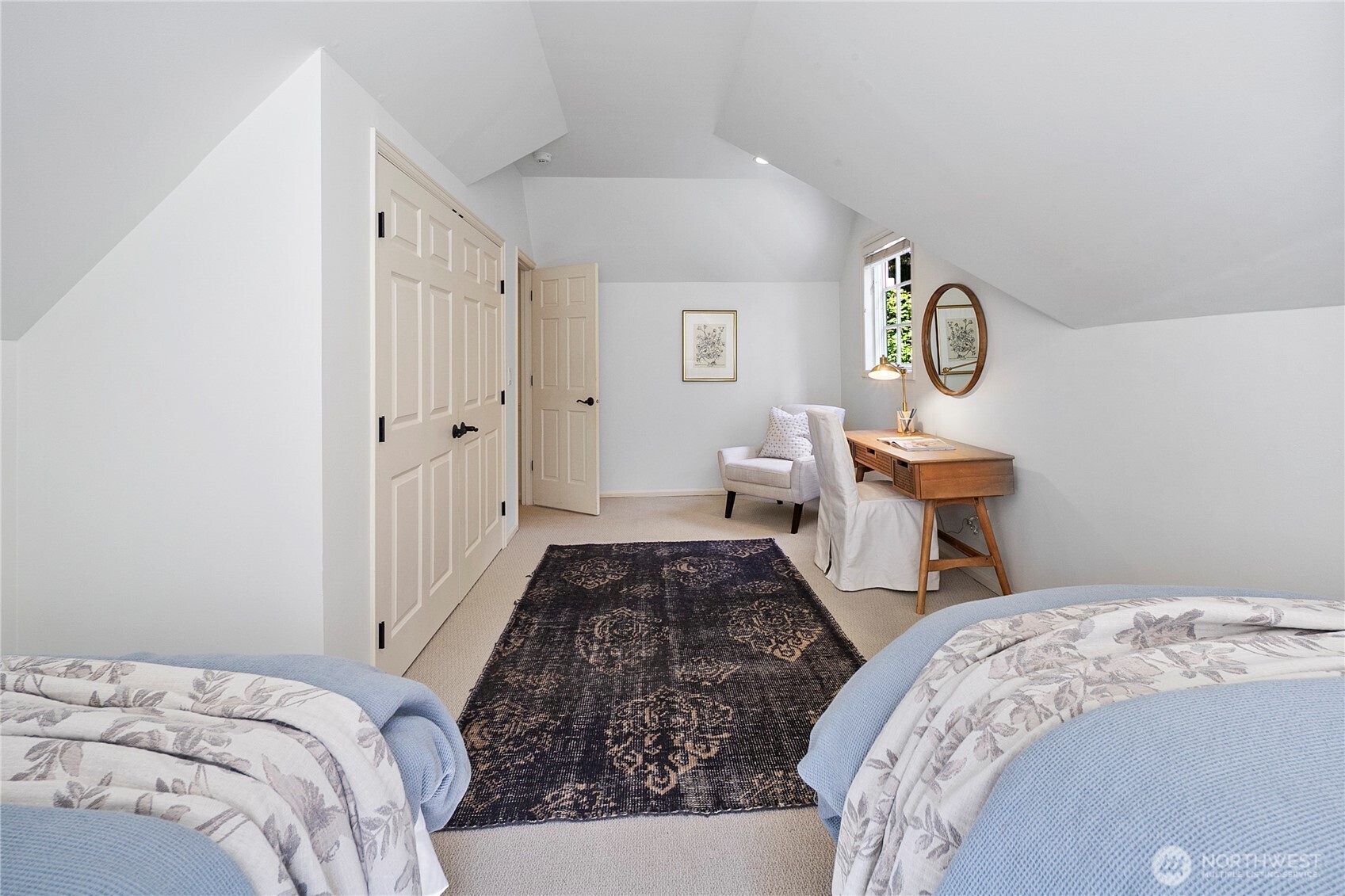 2020 Evergreen Point Road Medina, WA 98039 - Photo 26 of 38 a bed room with a bed and a window