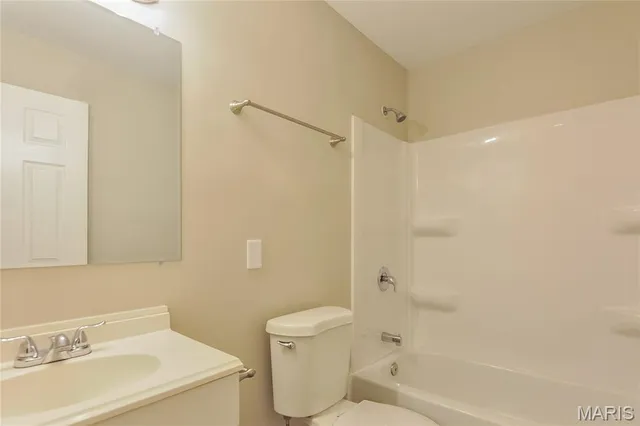 $1,695 | 11443 Tobaggon Trail, Florissant, MO 63033