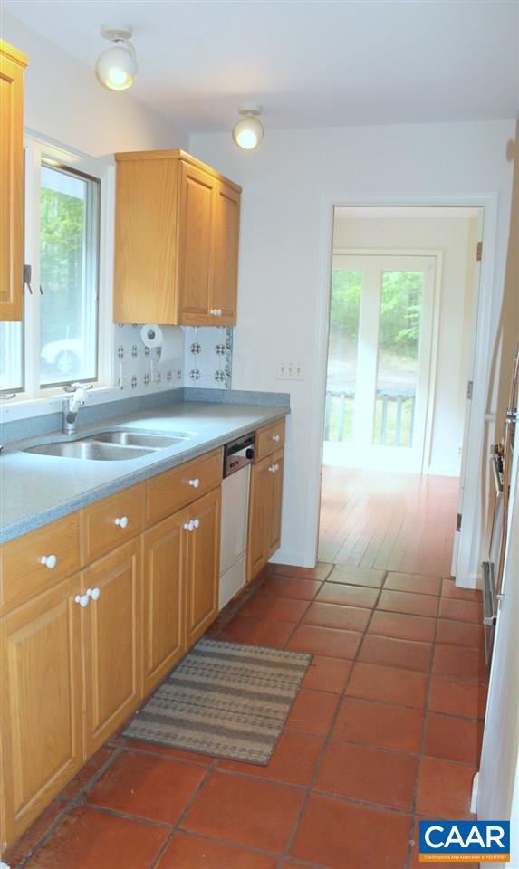 1916 Parish Road Reva, VA 22735 - Photo 10 of 38 Gallery Image 10