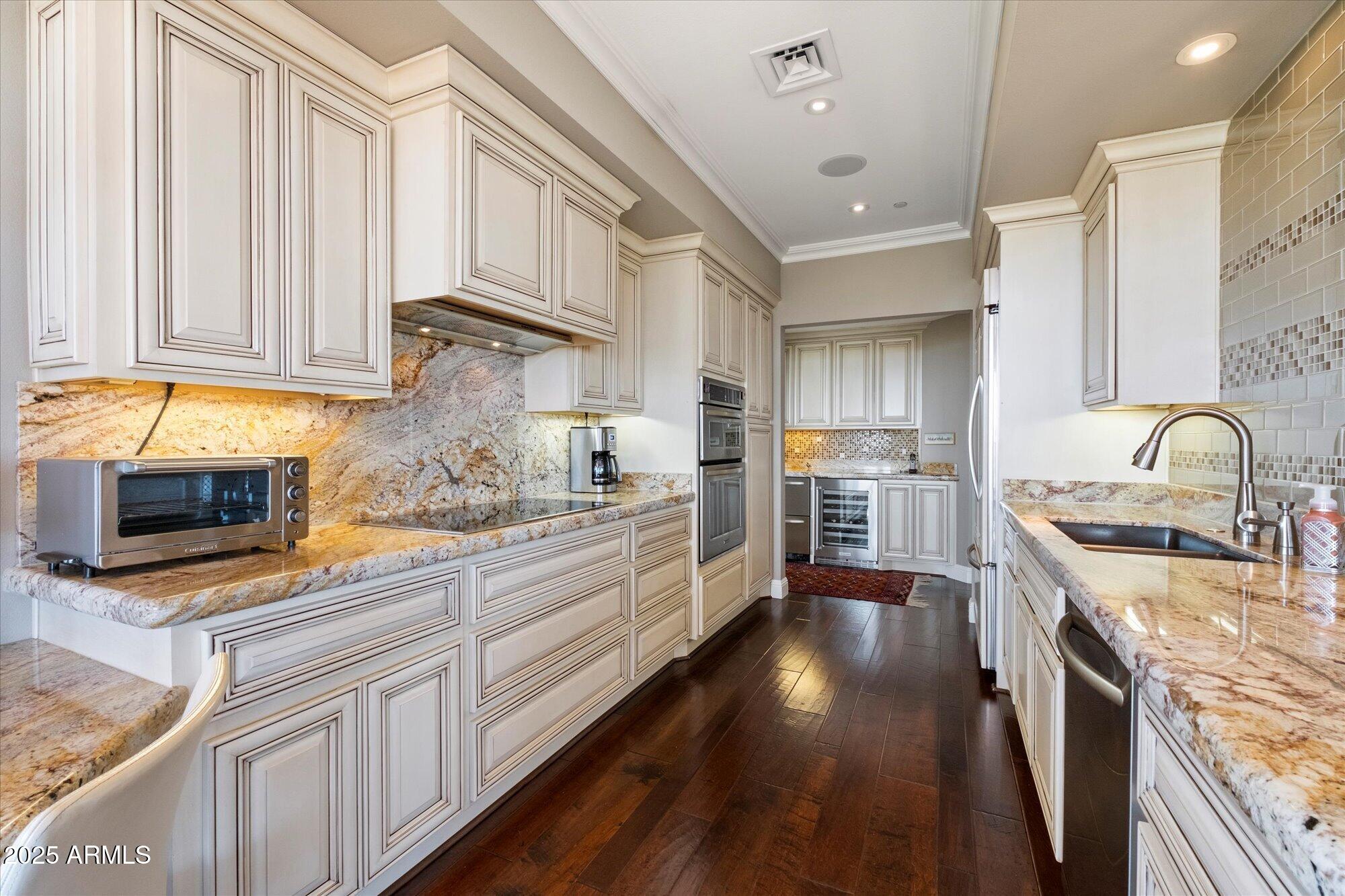 1040 East Osborn Road, Unit 1801 Phoenix, AZ 85014 - Photo 13 of 47 Gallery Image 13