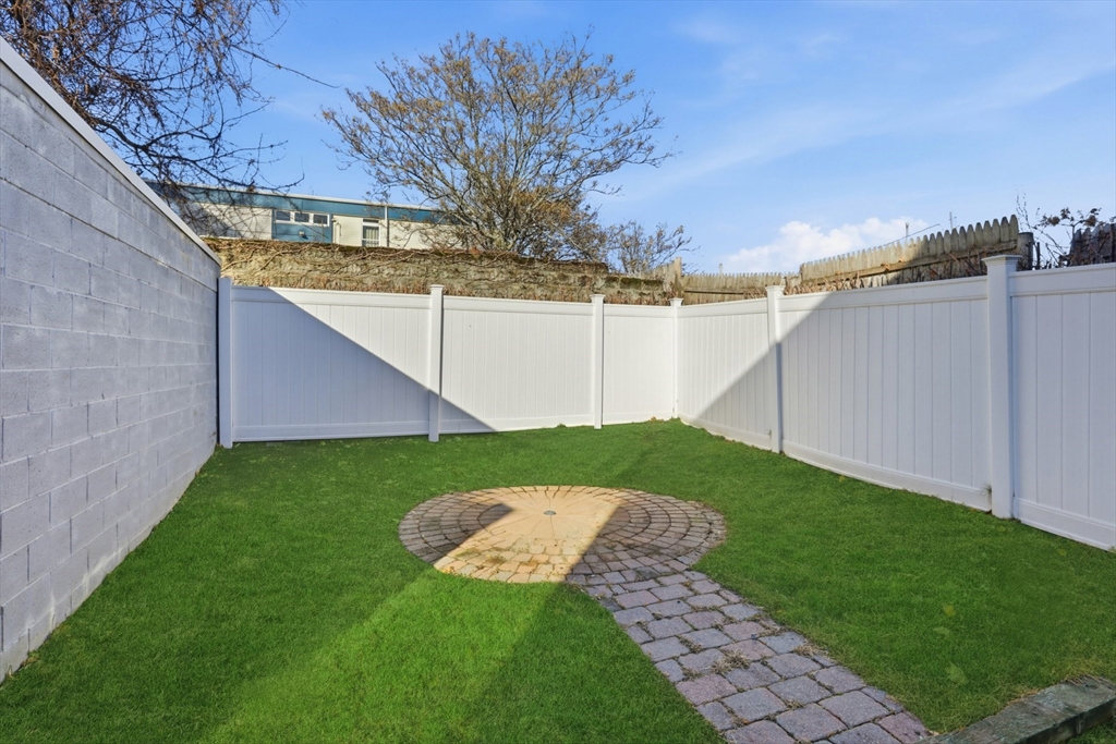 9 Montgomery Avenue, Unit 1 Somerville, MA 02145 - Photo 25 of 27