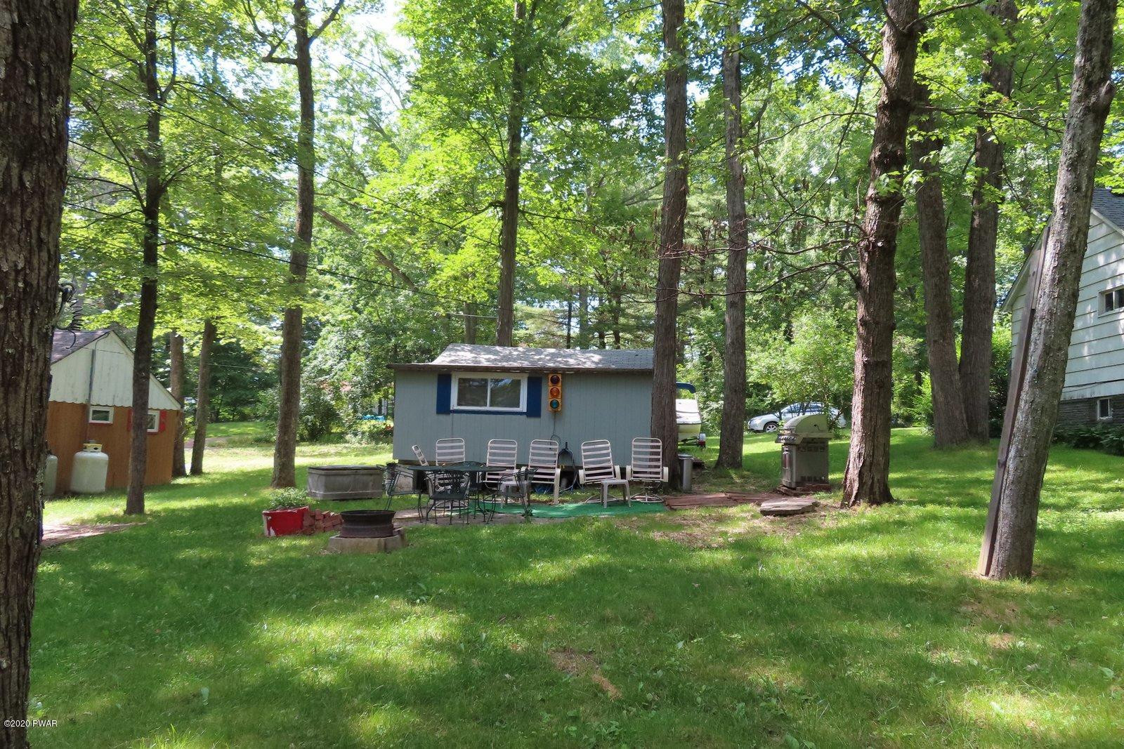 29 Maple Street Hawley, PA 18428 - Photo 23 of 26