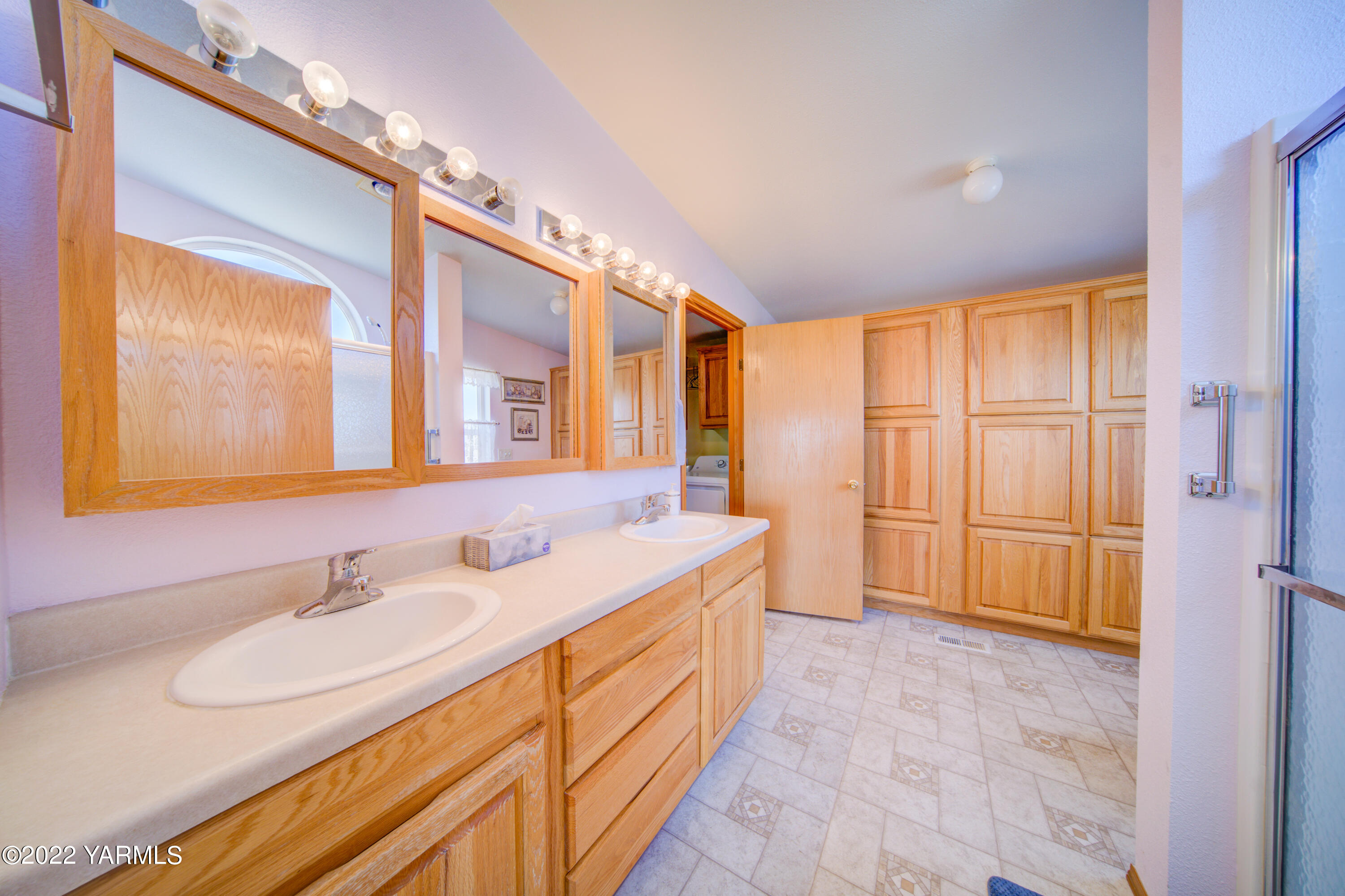 2541 B Scoon Road Sunnyside, WA 98944 - Photo 17 of 35 11