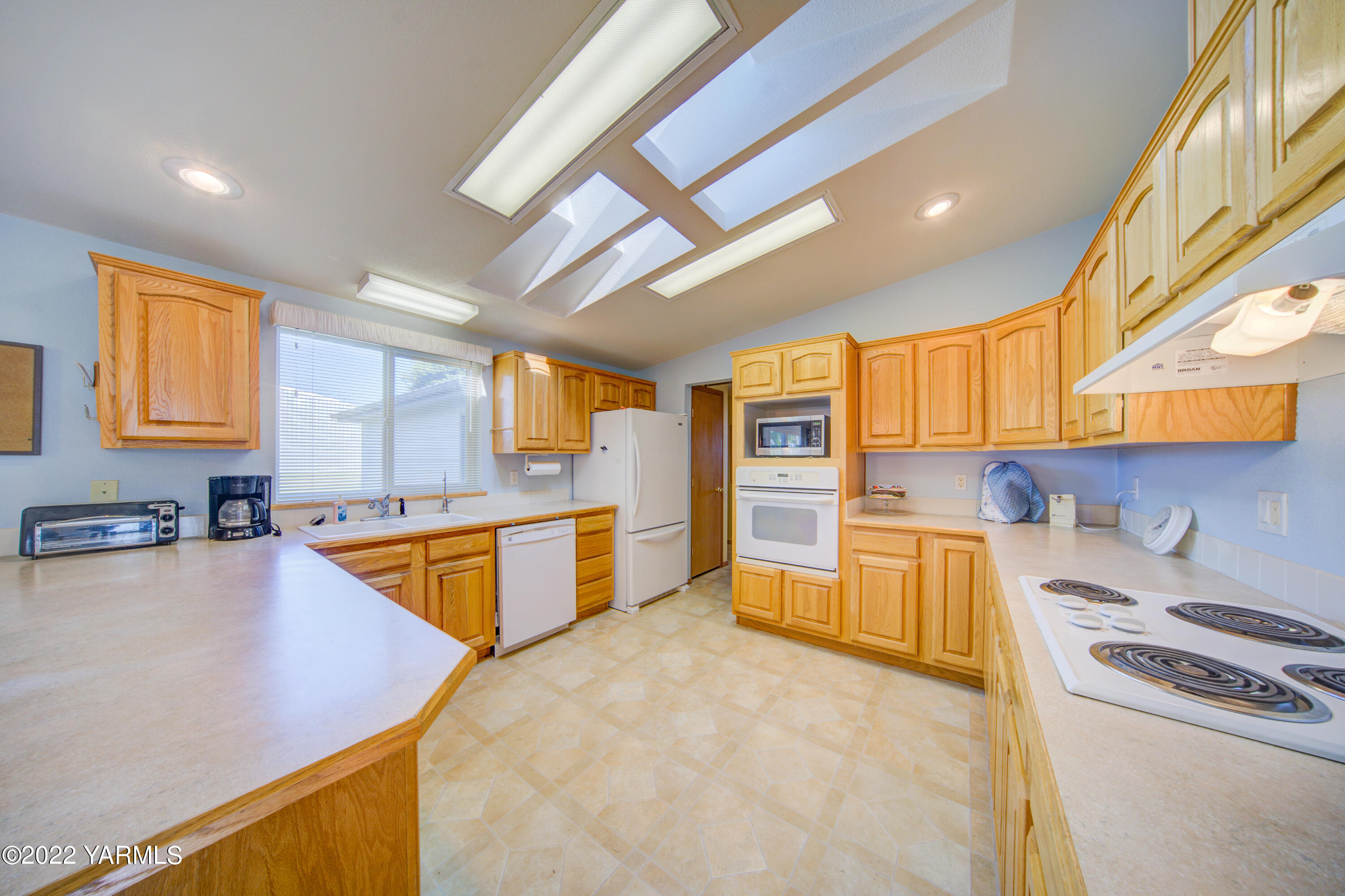 2541 B Scoon Road Sunnyside, WA 98944 - Photo 7 of 35 5