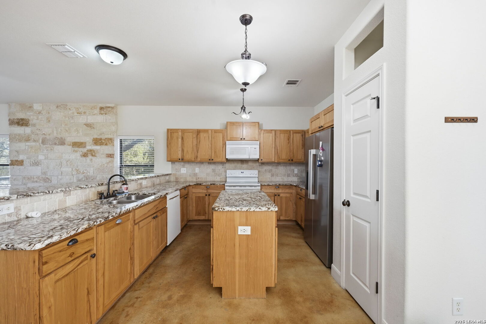 108 Buttermilk Lane Spring Branch, TX 78070 - Photo 11 of 18