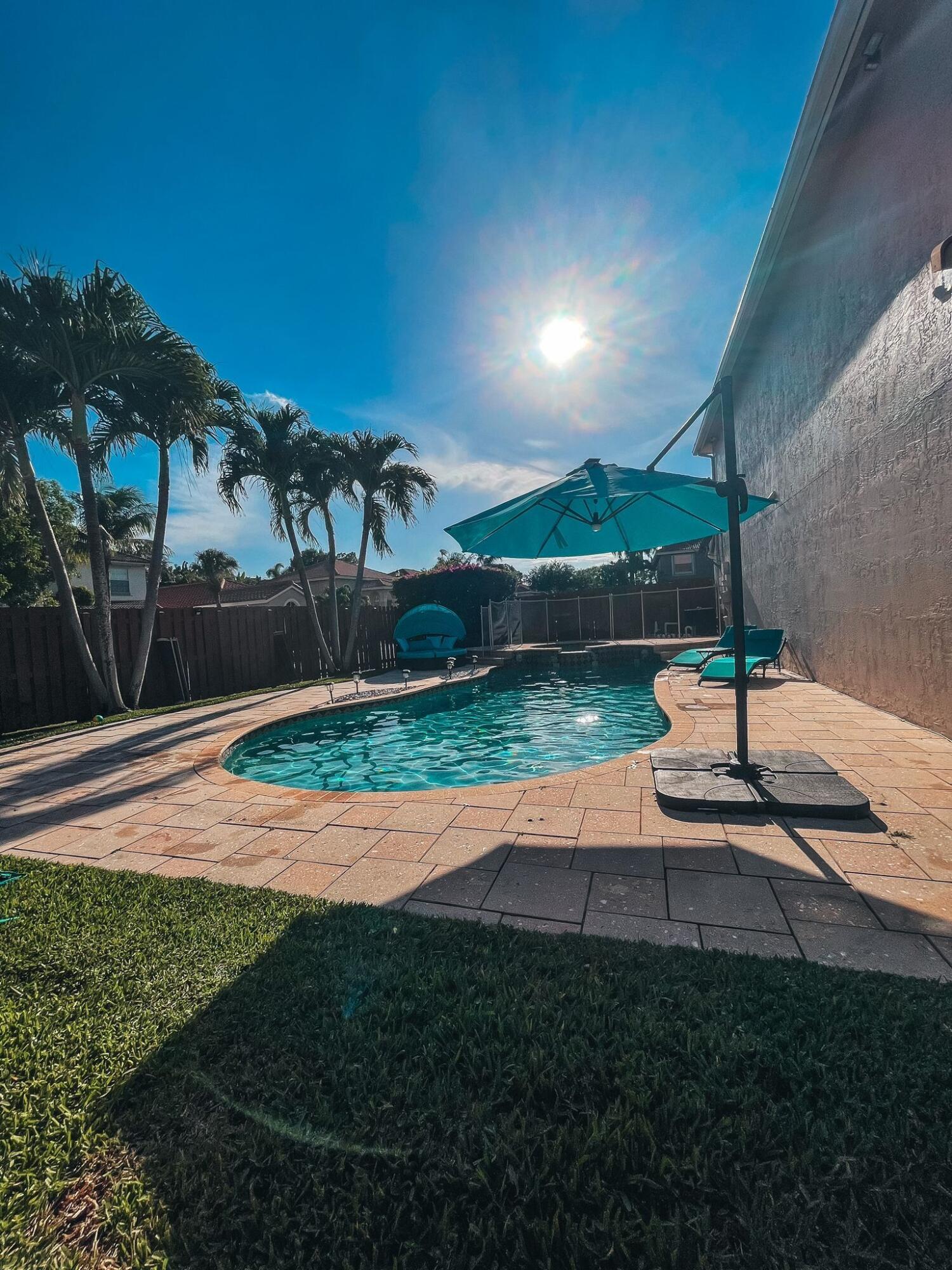 23350 Sunview Way Boca Raton, FL 33428 - Photo 3 of 26 Pool