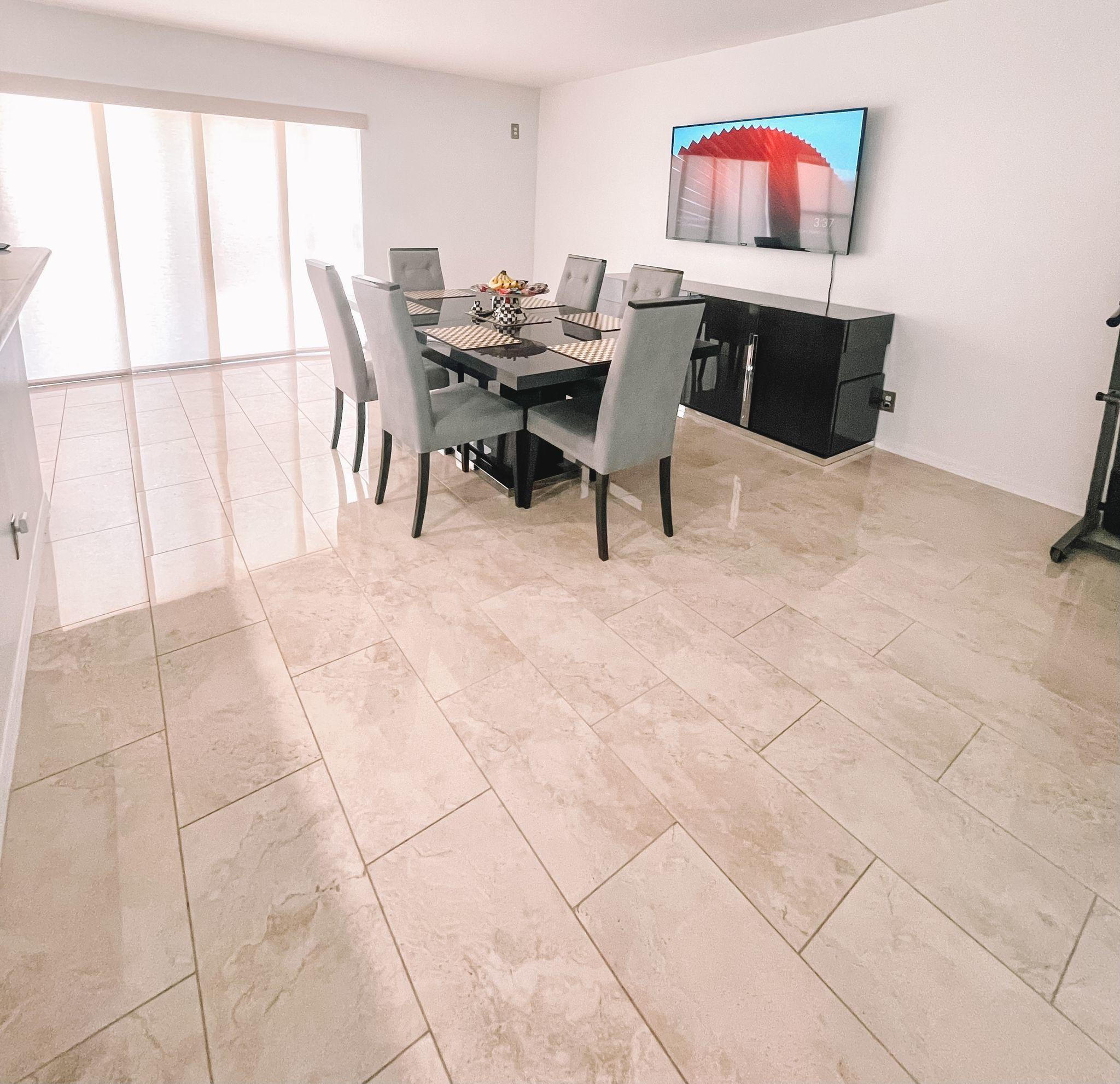 23350 Sunview Way Boca Raton, FL 33428 - Photo 7 of 26 Family-dining