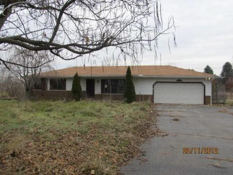 3304 Oak Grove Road Howell, MI 48855 - Photo 1 of 9 20323761.JPG