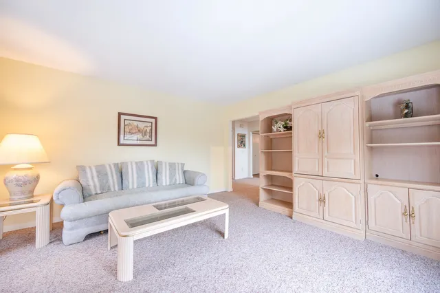 $499,000 | 79 Clarina Nichols Lane, Hartford, VT 05059