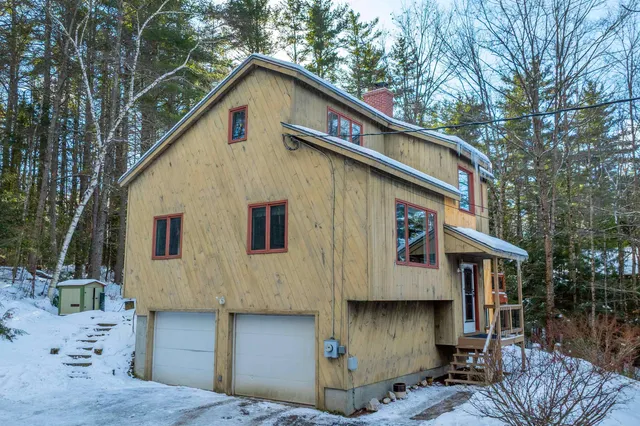 $499,000 | 79 Clarina Nichols Lane, Hartford, VT 05059