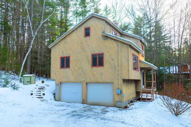 $499,000 | 79 Clarina Nichols Lane, Hartford, VT 05059