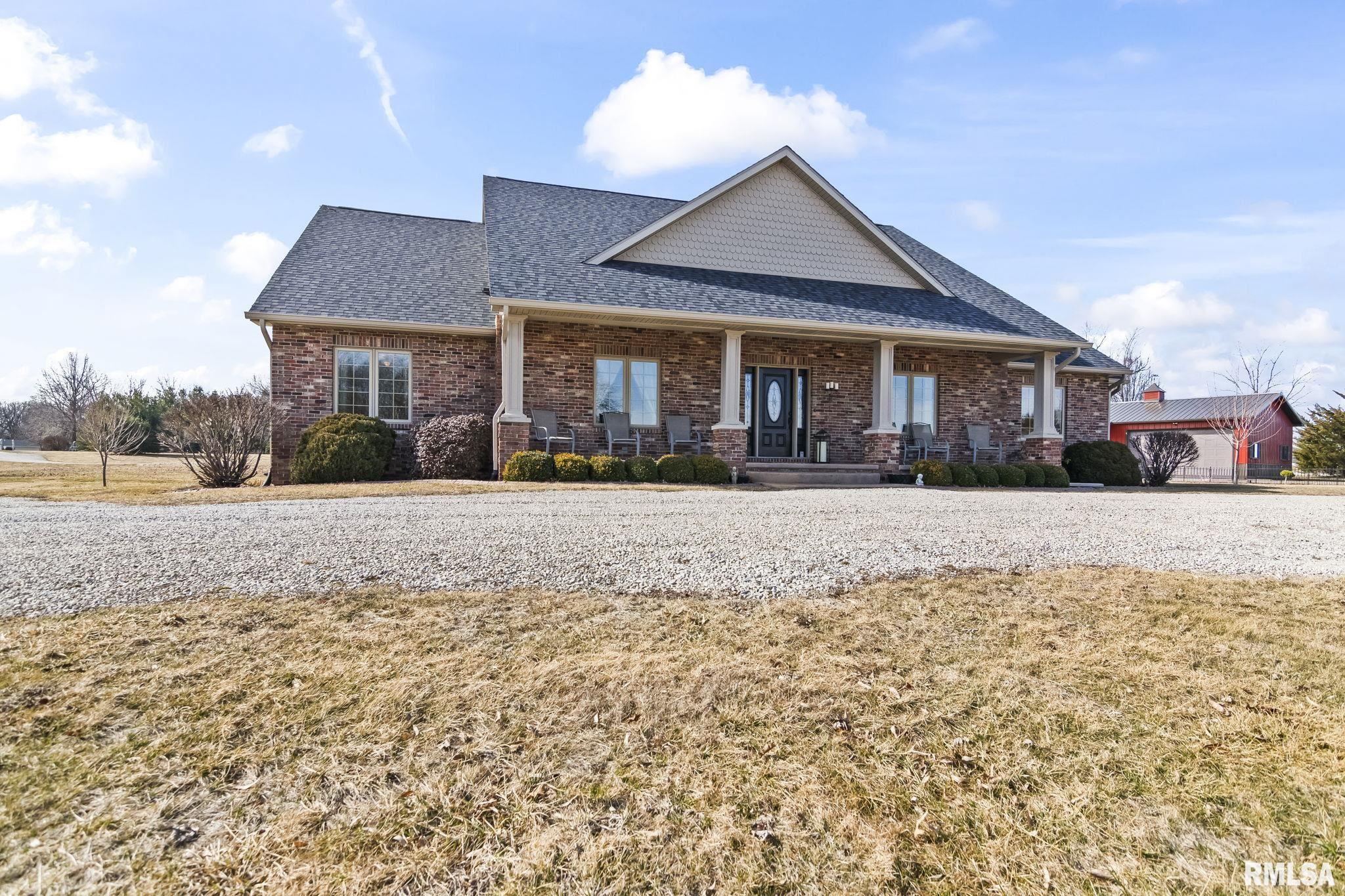 3550 Hudson Road Auburn, IL 62615 - Photo 1 of 61