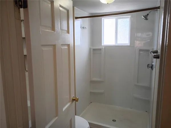 $1,900 | 278 Sayles Street, Unit 2, Providence, RI 02905